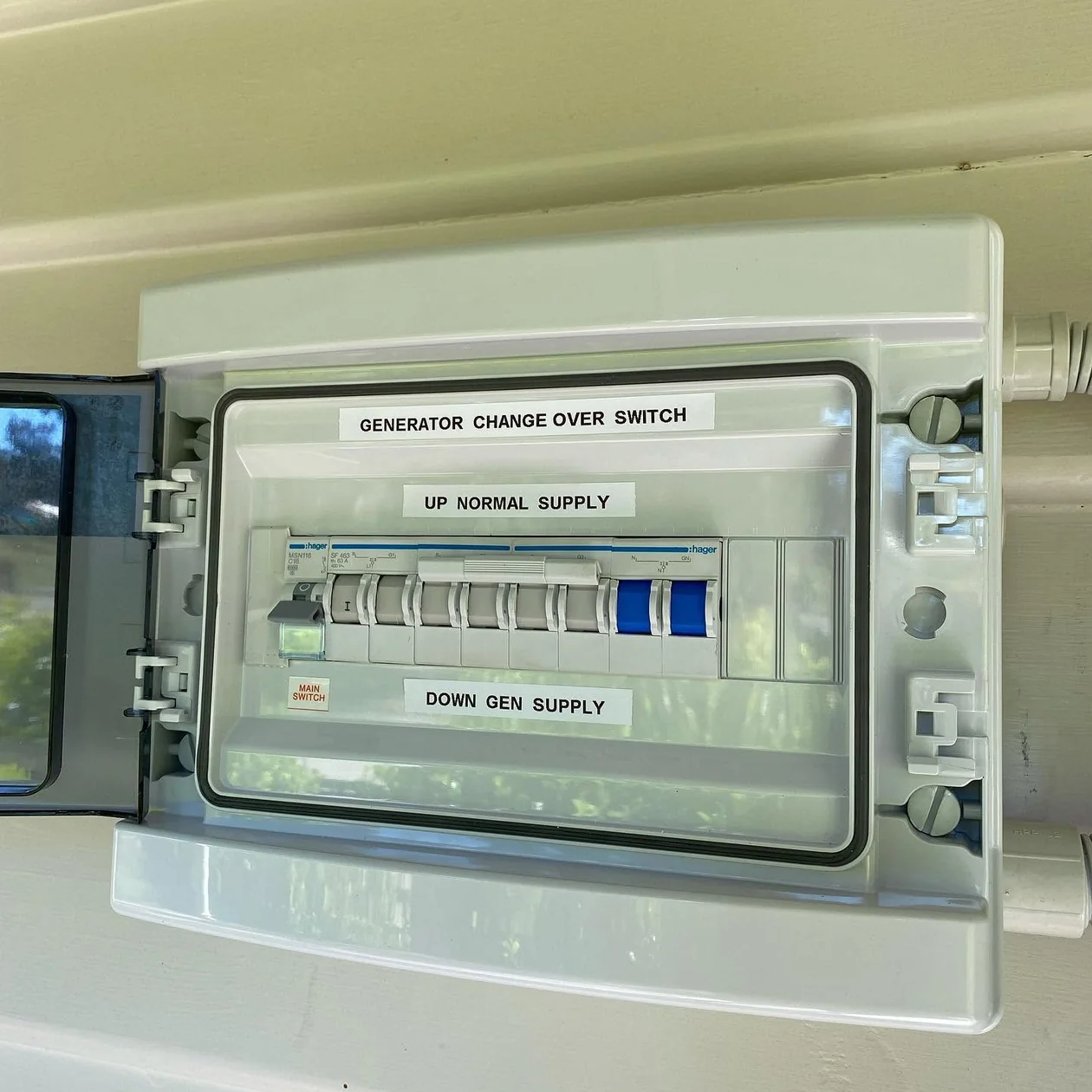 Electrical switchgear and protection